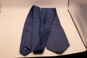 Italo Ferretti Handmade Italian Navy Blue Silk Geometric Pattern Necktie